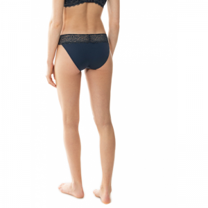 Amorous Deluxe 895 deep shadow