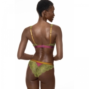 Poetry Fame 1147 urban gree
