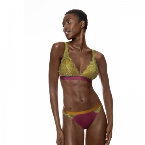 Poetry Fame 1147 urban gree